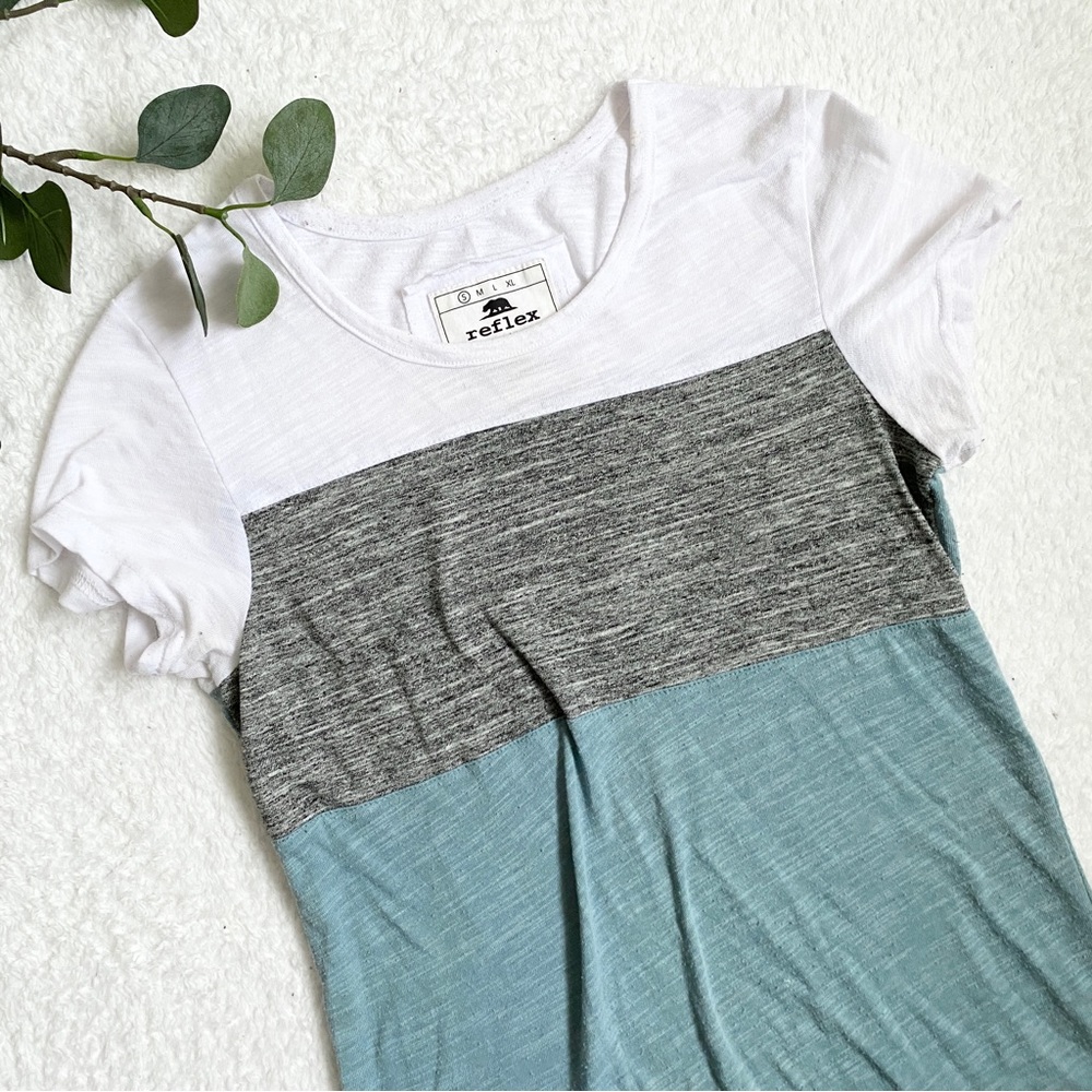 Reflex | short sleeve colorblock crewneck T-shirt blue and gray